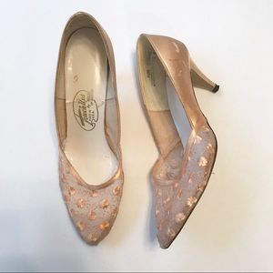Vintage 50s sorbet pastel pumps pinup